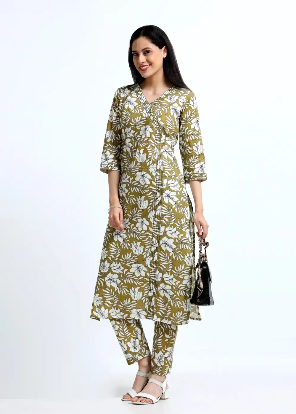 Shop Primary Image Shop Primary Image